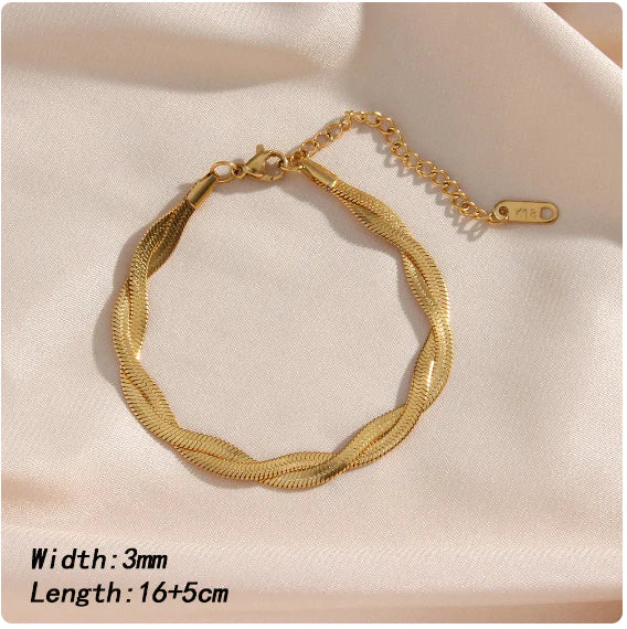 Twist Necklace & Bracelet Set