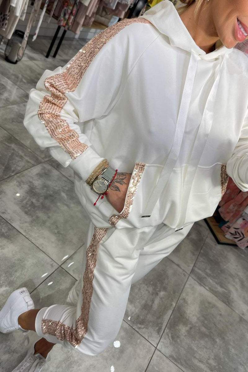 Women’s Winter Set | Cozy Hoodie & Jogger Tracksuit