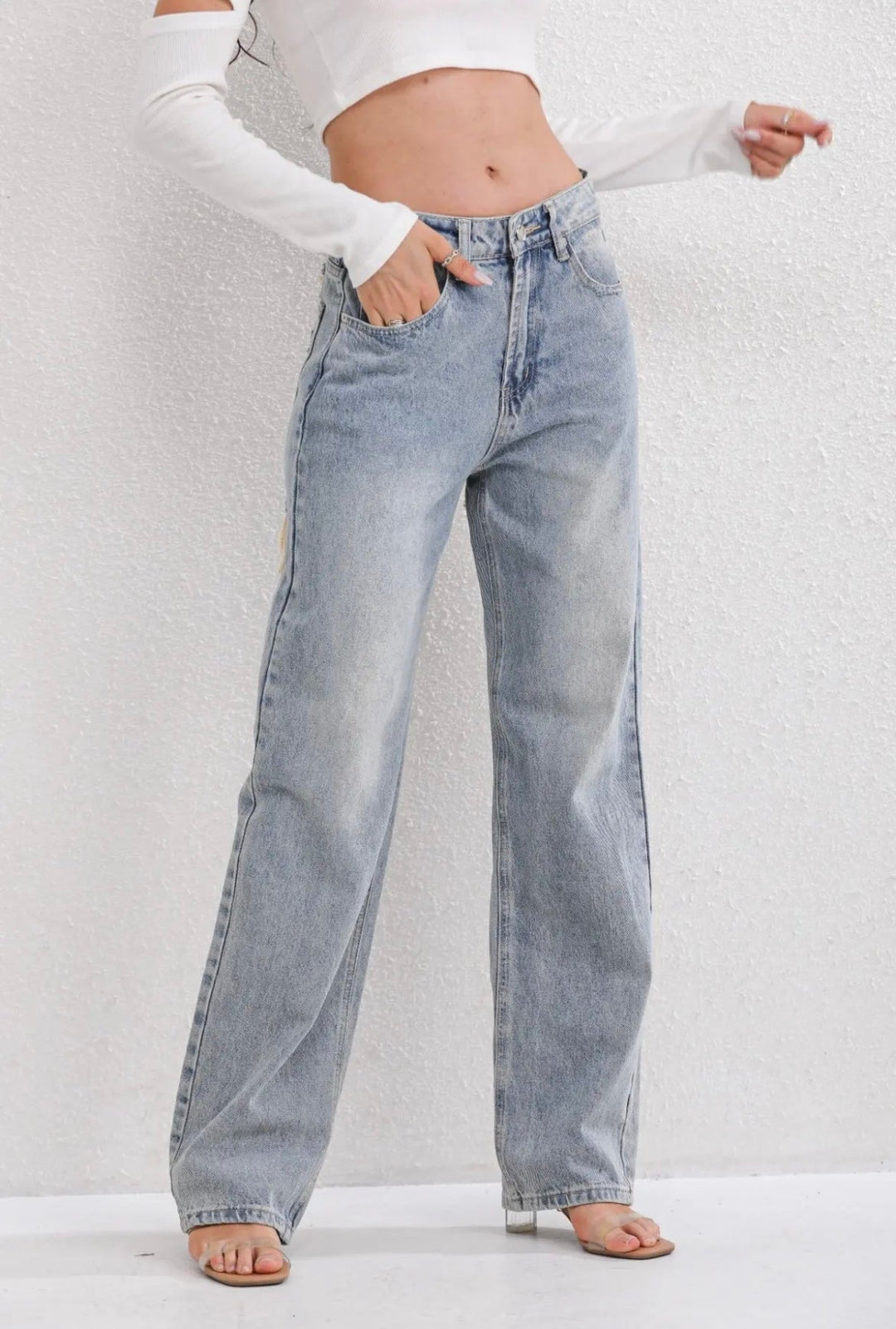 Women’s Vintage Ripped Straight‑Leg Jeans